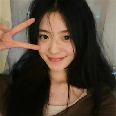 大老千与小妖精